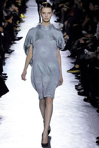 Look 18